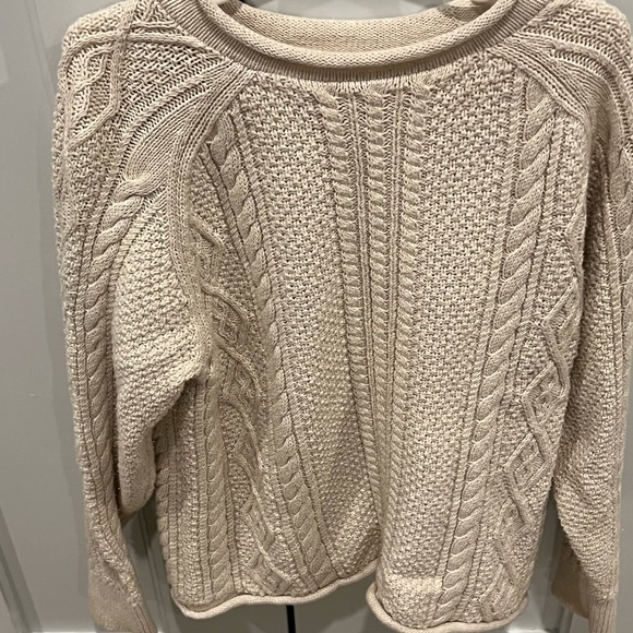 JCrew crewcuts cableknit rollneck oatmeal color sweater, kids, boys size 8 - Picture 2 of 4